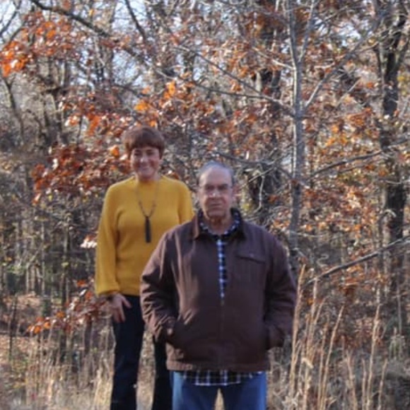 Meet your Posher - Picture 2 of 9